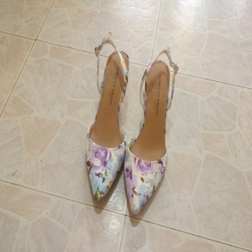 Floral pattern heels